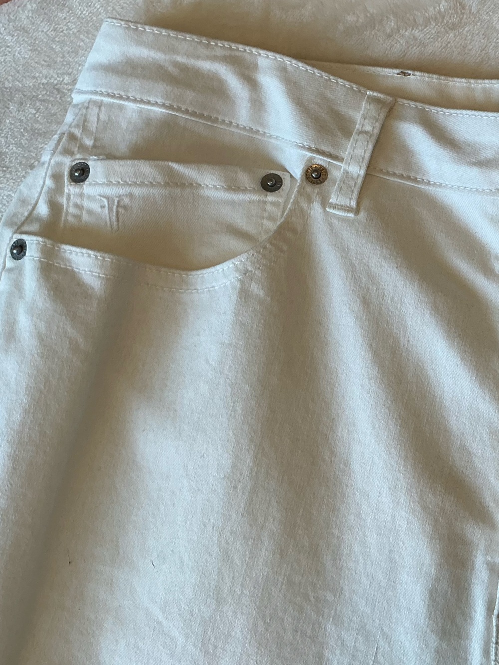 Frye High Rise Ivory Cropped Cuffed Jeans Size 14/32 NWT - Picture 14 of 14